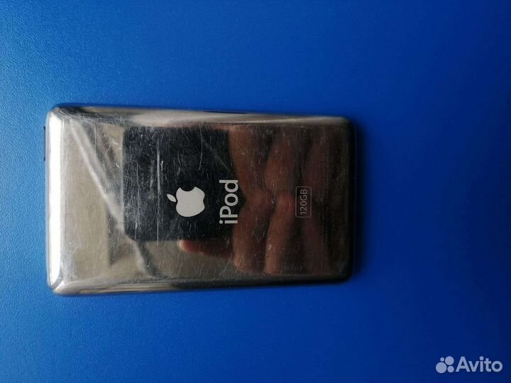 Колонка Logitech MM 50 и iPod в комплекте