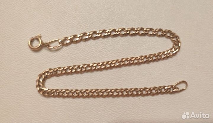 Золотой браслет