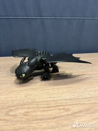 Ночная Фурия (беззубик)