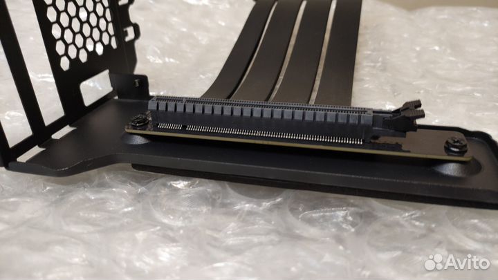 Рейзер Phanteks PCI-e Gen 4.0+кронштейн