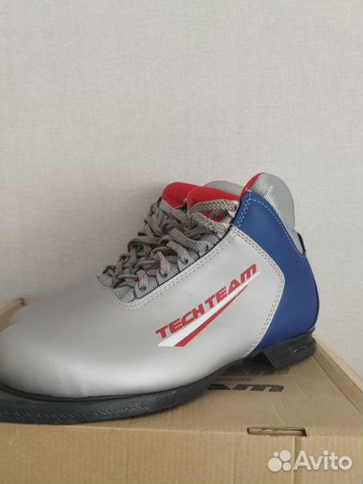 Беговые лыжи