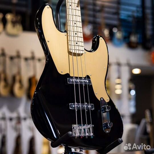 Fender Squier Paranormal Jazz Bass 54