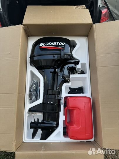 Лодочный мотор gladiator G9,8FHS новый