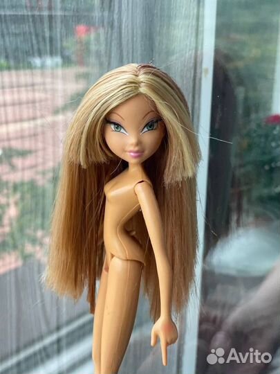 Куклы winx винкс mattel Флора с ресницами