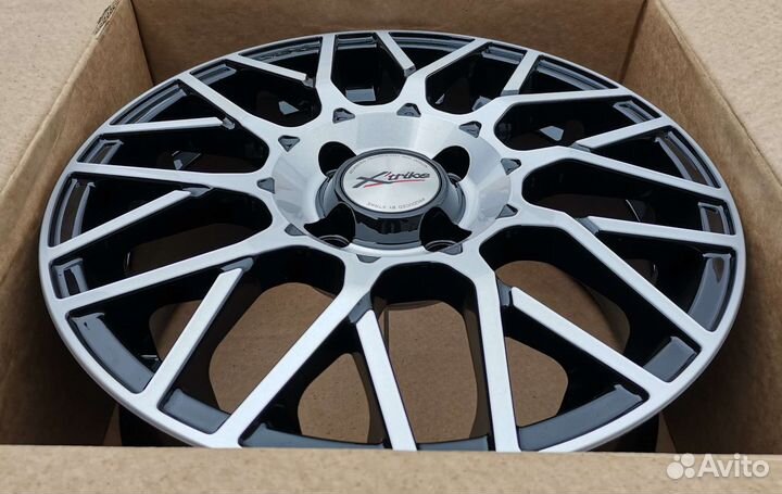 LADA Vesta, Largus R15 новые