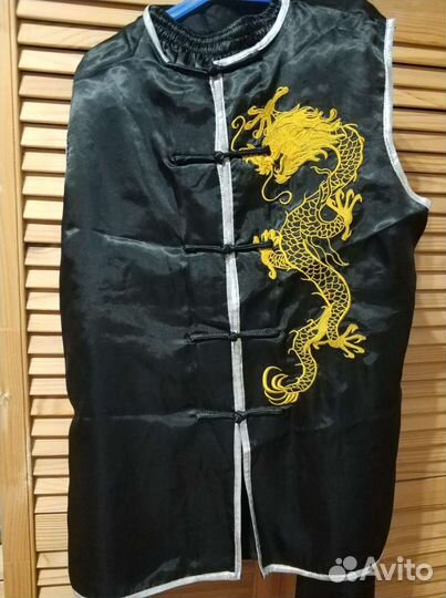 Костюм для выступлений. ушу