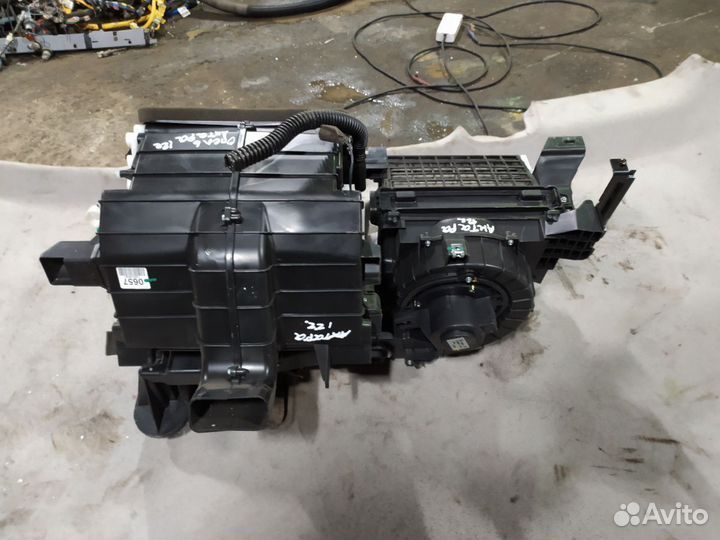 Корпус печки, моторчик печки Опель Антара 12 год