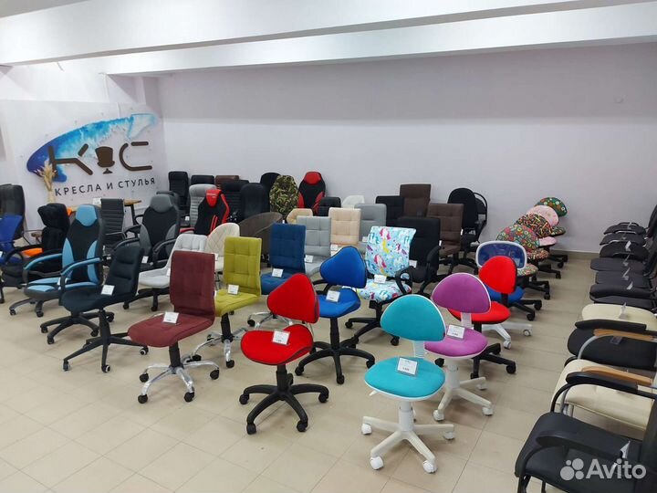 Компьютерное кресло новое