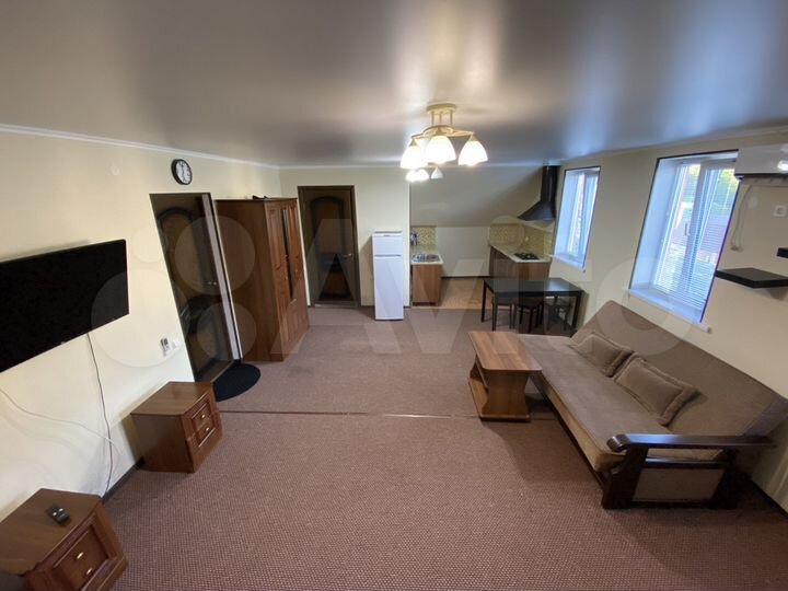 Комната 25 м², 1/3 эт.