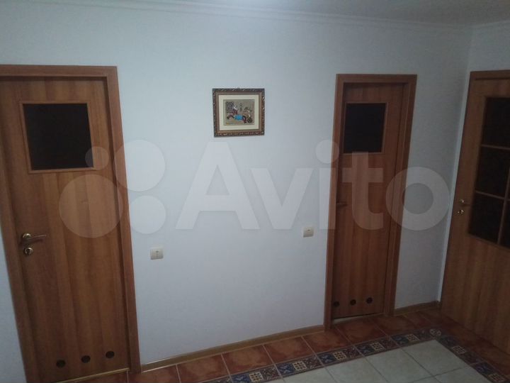 2-к. квартира, 72 м², 1/5 эт.