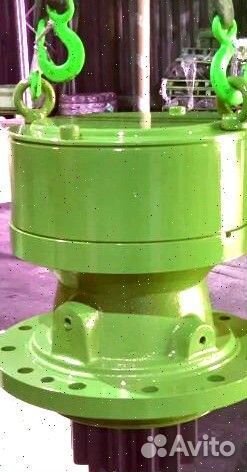 Robex 200W-7A Редуктор 31N6-10180