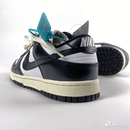 Кроссовки Nike Dunk Low Vintage Panda(Оригинал)