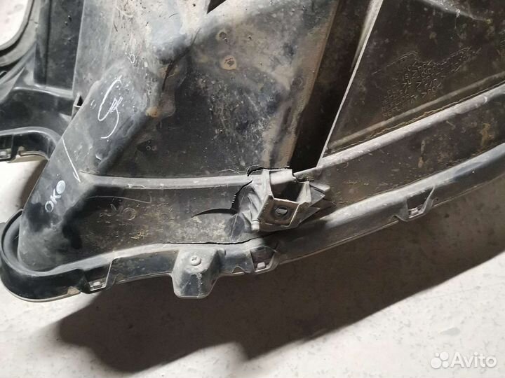 Фара правая Honda CR-V 4