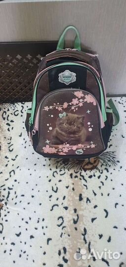 Рюкзак школьный для девочки 1-4 класс