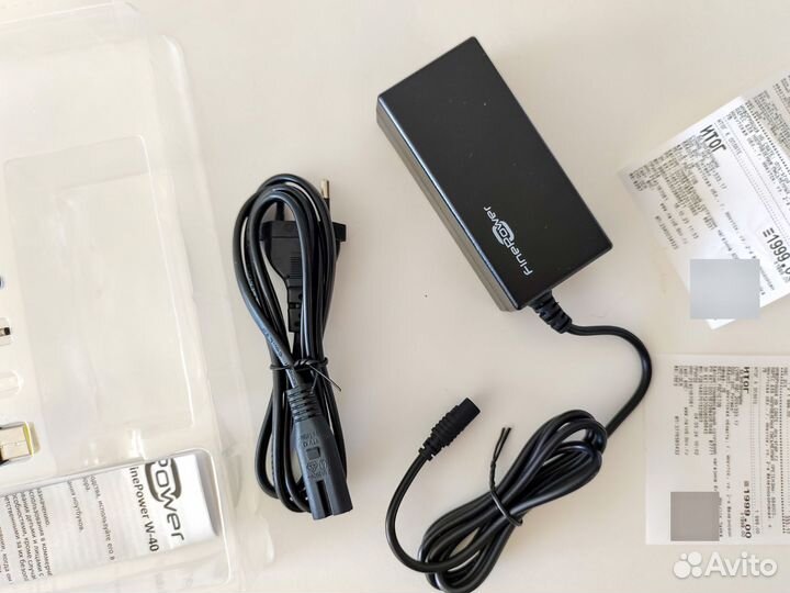 Универсальный адаптер для ноутбука w40