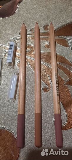 Карандаши для губ