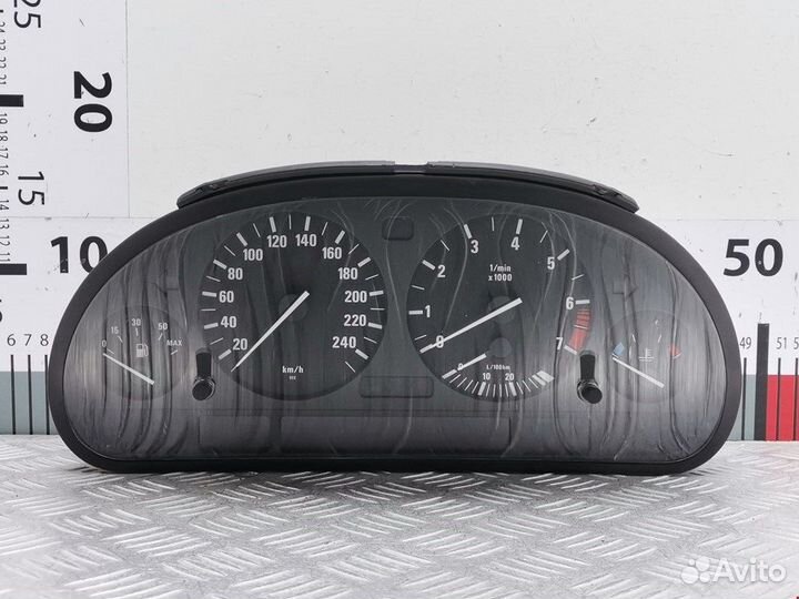 Панель для BMW 5-Series (E39)