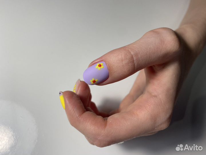 Мастер маникюра