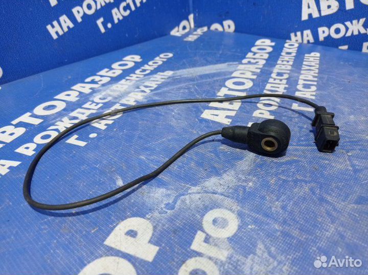 Датчик детонации Opel Omega B седан X25XE 1998