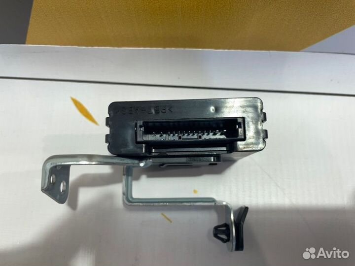 Блок управления рулевой колонкой Lexus Rx450H 3.5