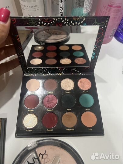 Тени для век