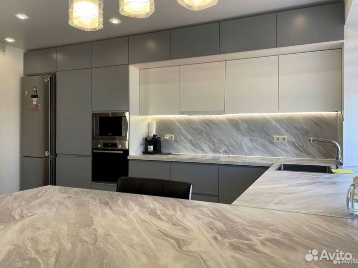 Кухонный гарнитур 