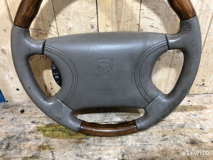 Руль кожаный Jaguar XJ Арт. 120260