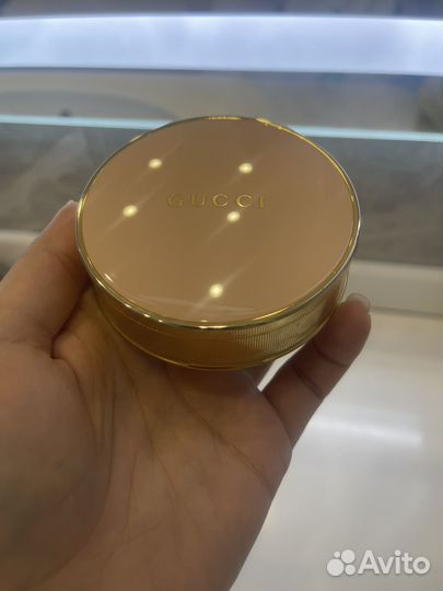 Gucci пудра