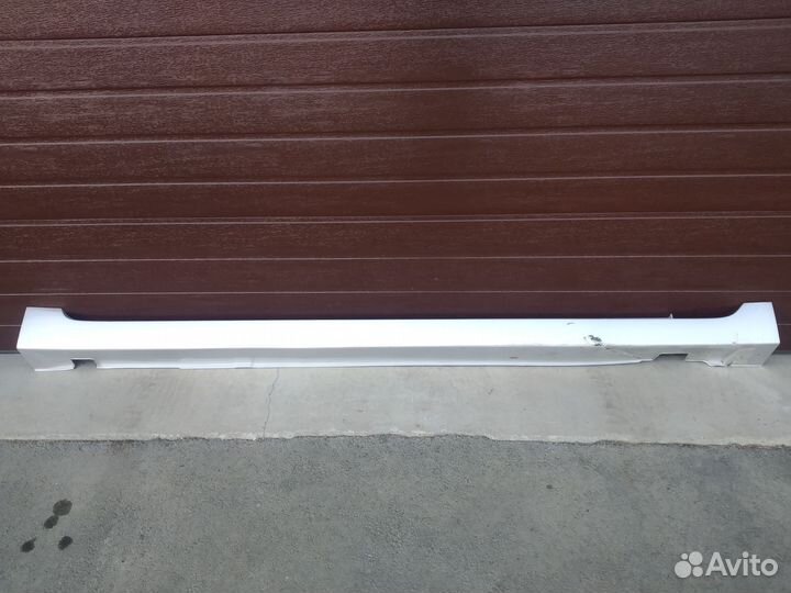 Накладка порога правая Хендай Дженезис Genesis G90