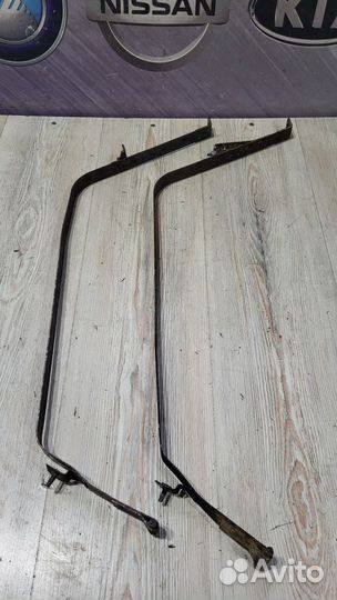 Крепление кронштейн бензобака Nissan teana J32 Лев