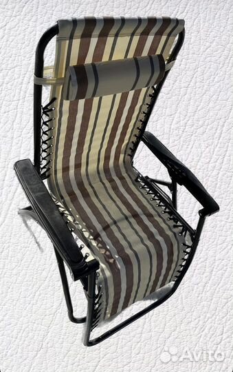 Шезлонг - кресло складное