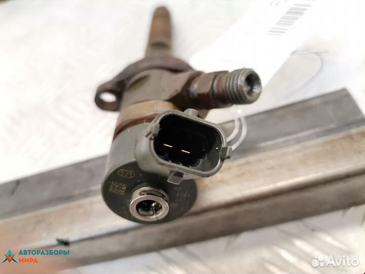 Форсунка Peugeot 307 рест. 2006 1609850580