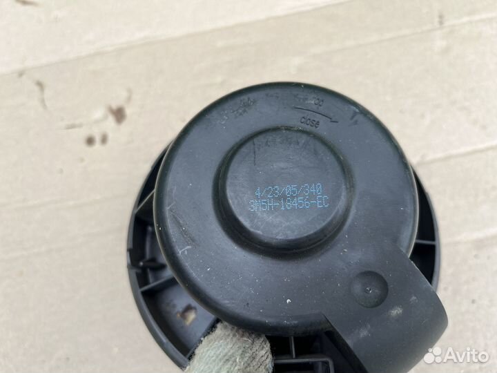 Моторчик печки Форд Фокус 2