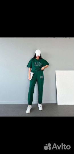 Спортивный костюм женский 42 44 новый