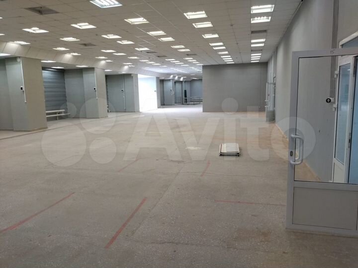 Торговая площадь, 900 м²