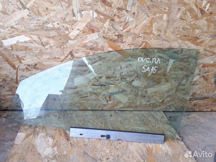 Стекло двери передней левой Opel Vectra C 2002-20