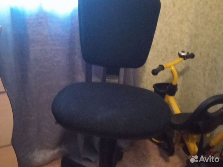 Компьютерное кресло