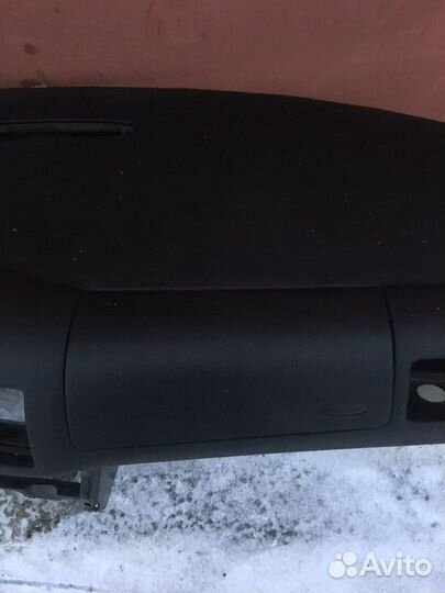 Центральная панель (торпеда ) Гольф 4 Бора