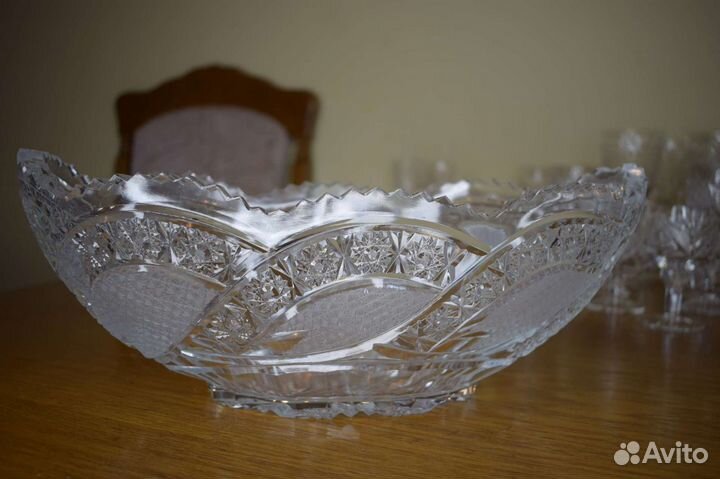 Хрустальная ваза огромная Богемия