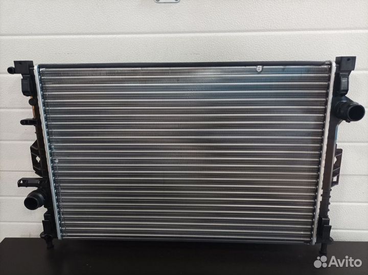 Радиатор двс Ford Kuga 2 цбс 2012