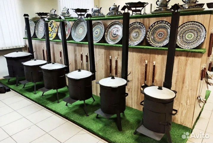 Чугунный казан с печкой