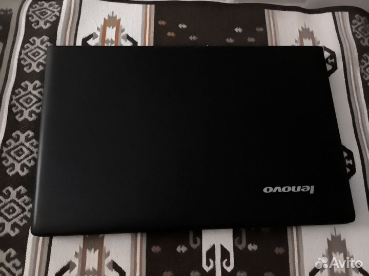 Ноутбук lenovo