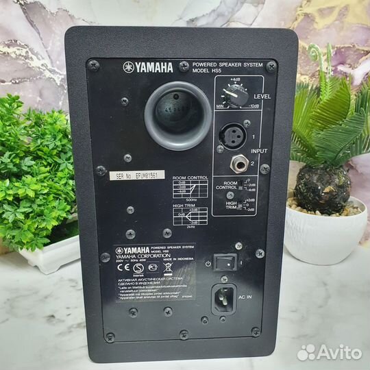 Акустическая система yamaha HS5 (и68)
