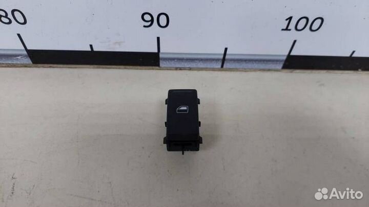 Кнопка стеклоподъемника Skoda Octavia A7 2013