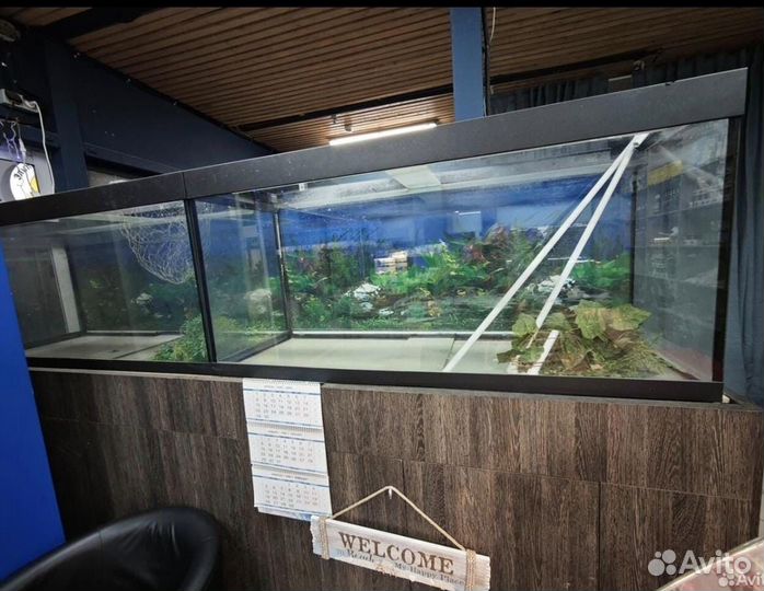 Аквариум с тумбой