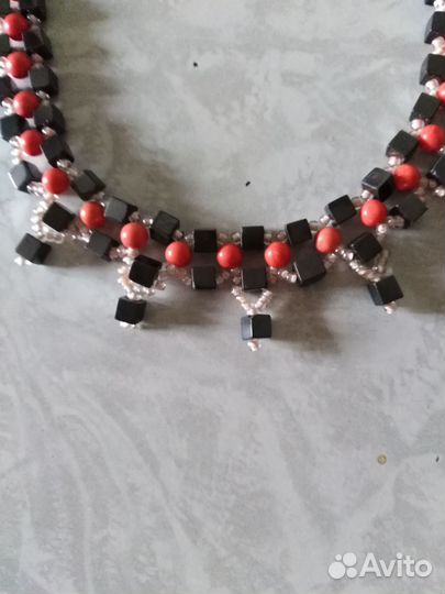 Бусы колье из бисера