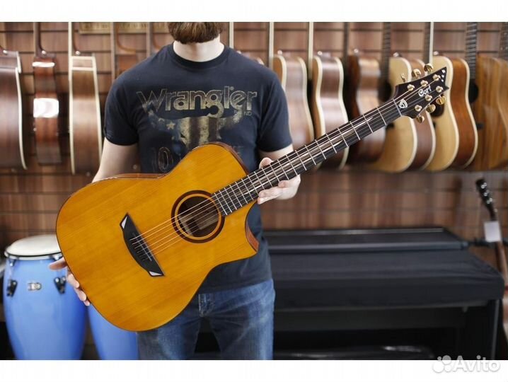 Cort Luxe-wcase-NAT - электроакустическая гитара