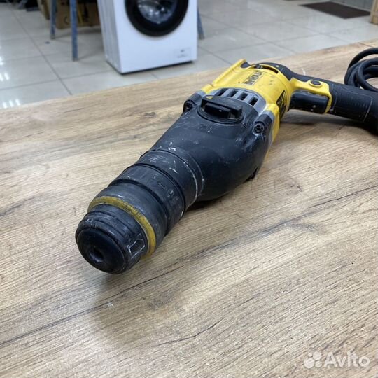 Перфоратор dewalt D25144-KS