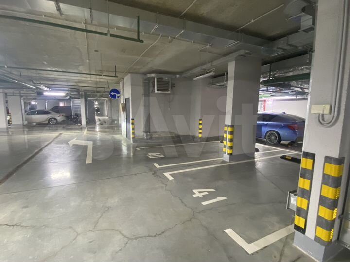 Машиноместо, 14 м²