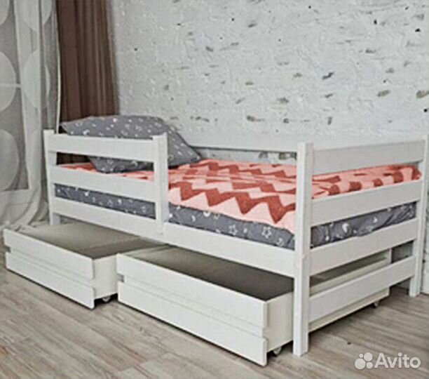 Кроватка с бортиком для малыша софа эко из натурал